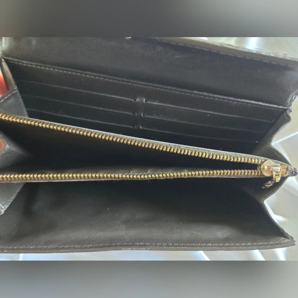 Louis Vuitton Olive Vernis Sarah Long Wallet - Picture 4 of 16